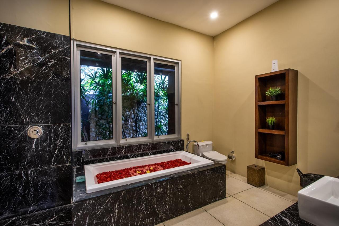 Asrina Villa'S Seminyak المظهر الخارجي الصورة